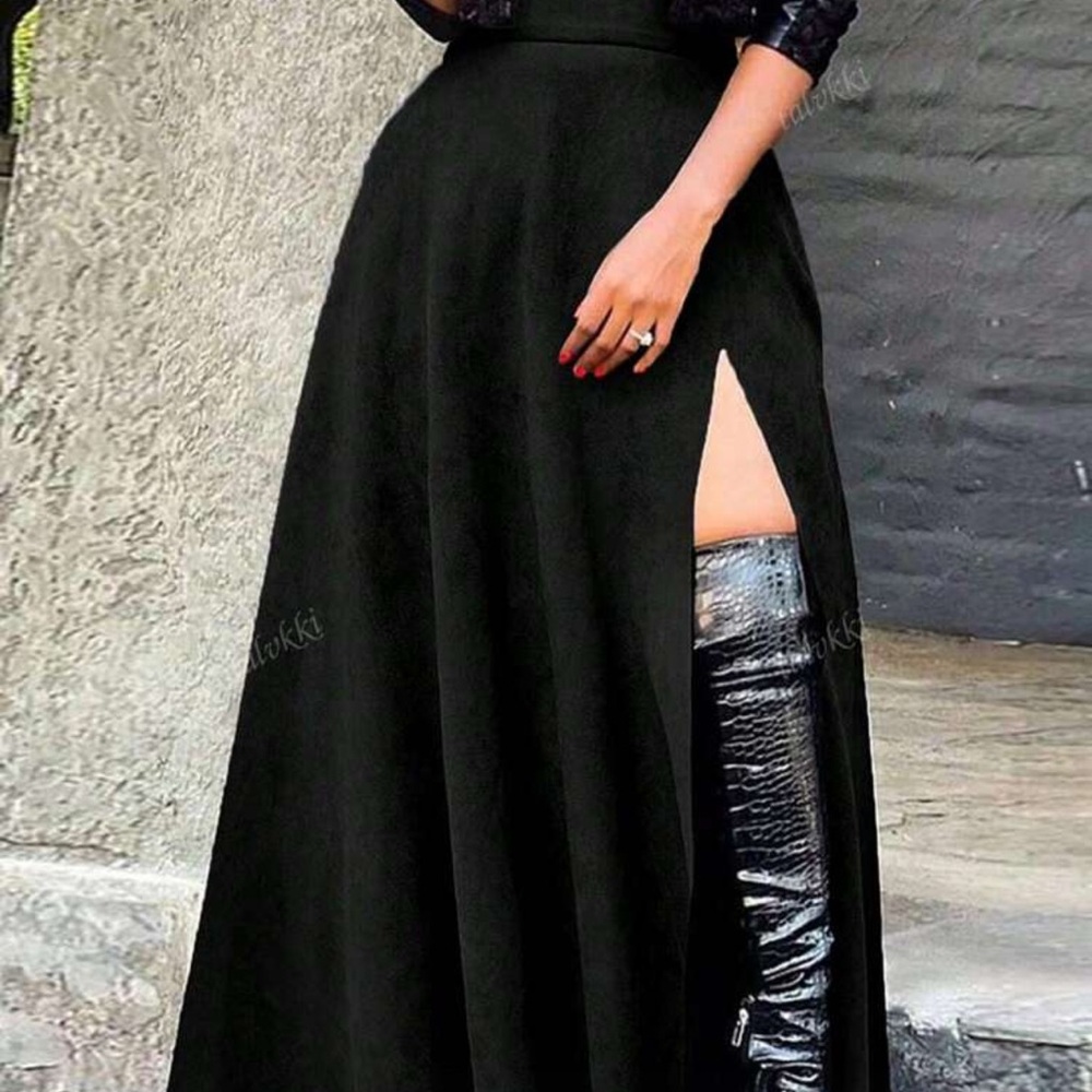 SHEIN Elegant Black Maxi Skirt with Side Slit